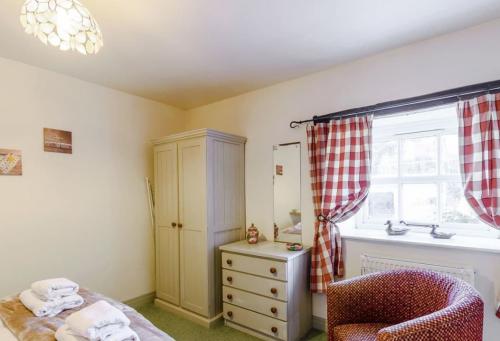 bedroom2