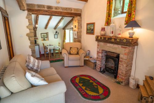 bridgecottage-lounge